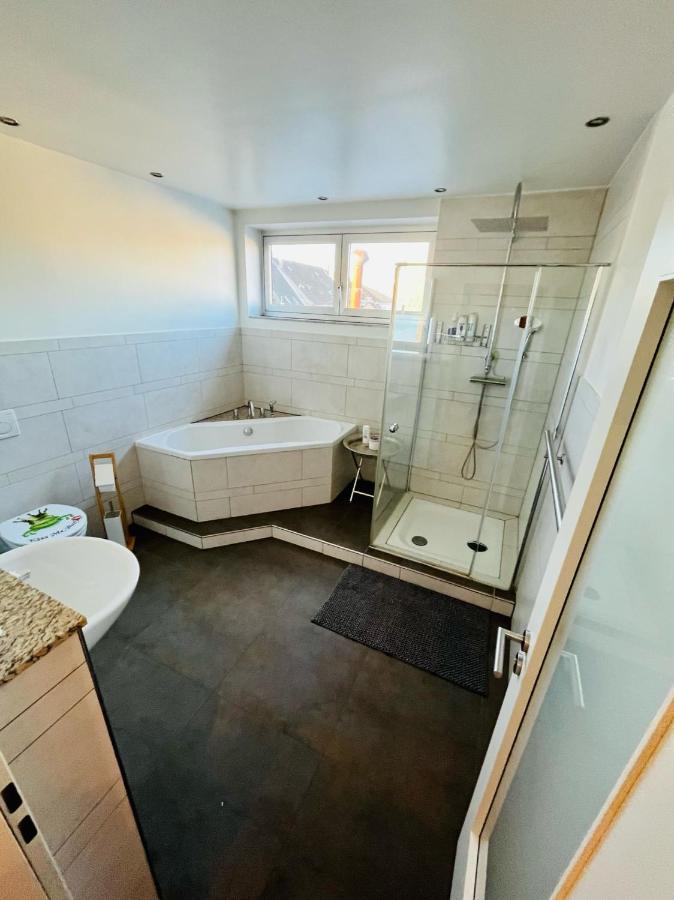Nasa Wohnung Uerdingen Krefeld Luaran gambar